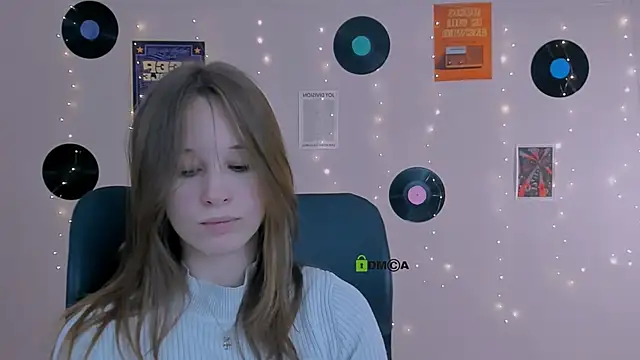 Snapshot of eira_mouse chatting on 02.08.26 eira mouse online show from 02.08.26