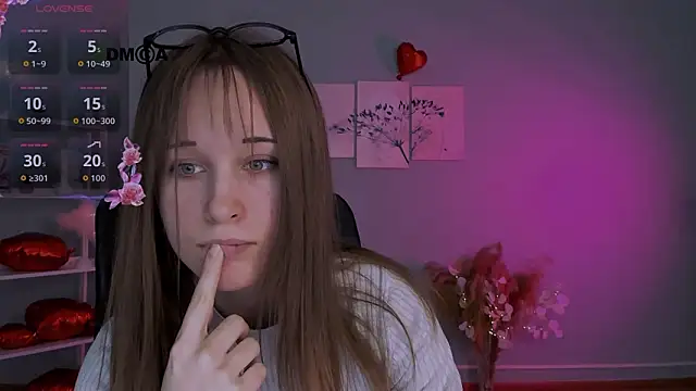 Snapshot of eira_mouse chatting on 02.21.26 eira mouse online show from 02.21.26