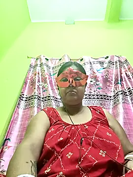 Snapshot of mahi893 chatting on 04.01.26 mahi893 online show from 04.01.26