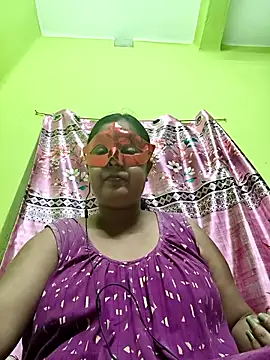Snapshot of mahi893 chatting on 04.30.26 mahi893 online show from 04.30.26