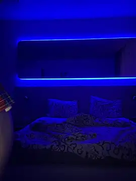 Snapshot of AnoraLourens chatting on 02.09.26 AnoraLourens online show from 02.09.26