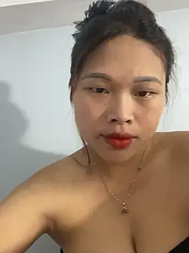 Snapshot of Emxinhka1 chatting on 06.21.26 Emxinhka1 online show from 06.21.26