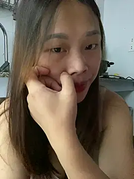 Snapshot of Emxinhka1 chatting on 07.22.26 Emxinhka1 online show from 07.22.26