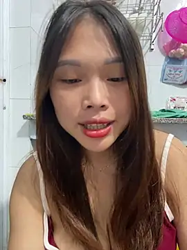 Snapshot of Emxinhka1 chatting on 07.25.26 Emxinhka1 online show from 07.25.26