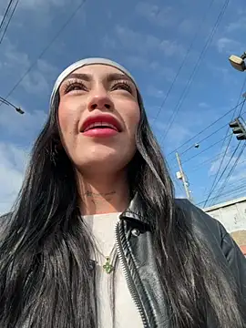 Bonny Eva online show from 02.14.26