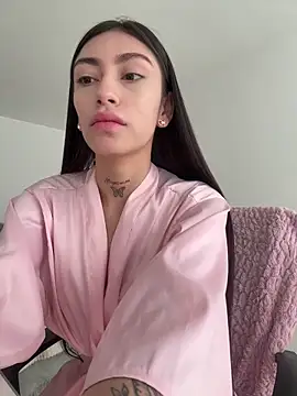 Bonny Eva online show from 06.05.26