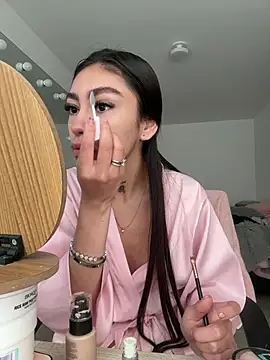 Bonny Eva online show from 06.17.26