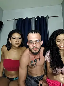 Snapshot of jonyboypriv chatting on 03.06.26 jonyboypriv online show from 03.06.26