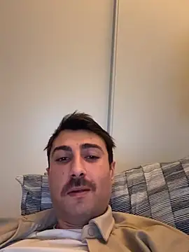 Snapshot of Aliiiix chatting on 02.10.26 Aliiiix online show from 02.10.26