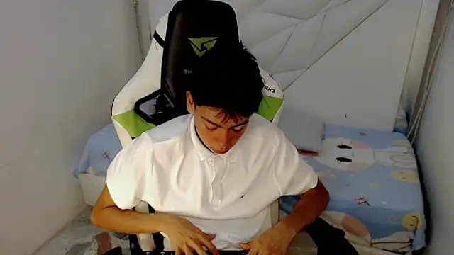 Liarr  online show from 02.21.26