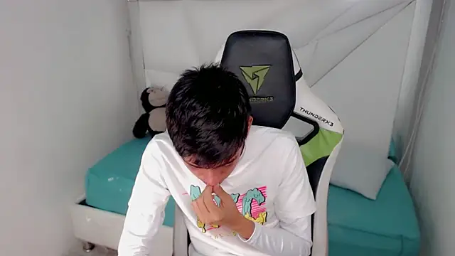 Liarr  online show from 02.23.26