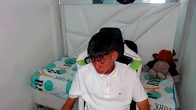 Liarr  online show from 03.16.26