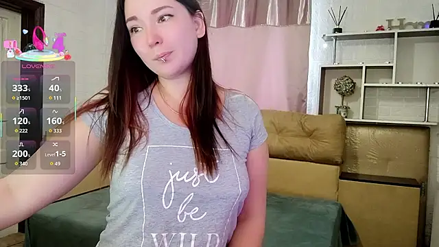 Snapshot of NotYourDoll chatting on 01.18.26 NotYourDoll online show from 01.18.26