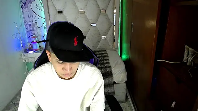 Black diamondd  online show from 04.14.26