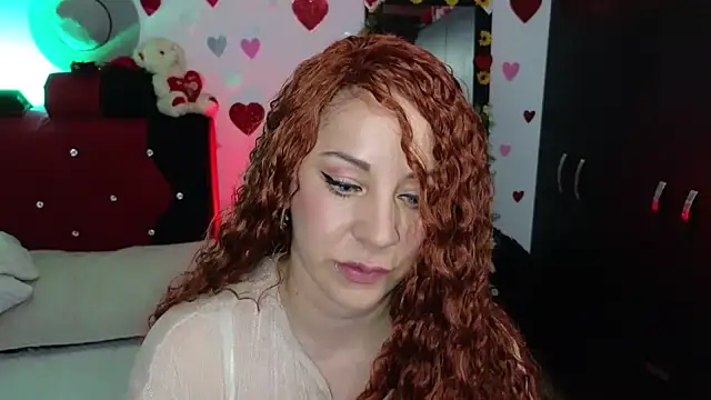 Snapshot of sara-smi chatting on 03.21.26 sara-smi online show from 03.21.26