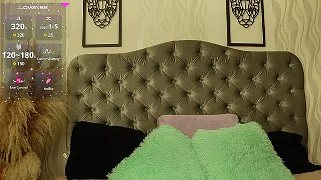 katt eyes  online show from 05.06.26