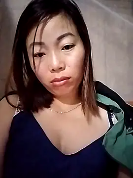 Ella-aa online show from 05.04.26