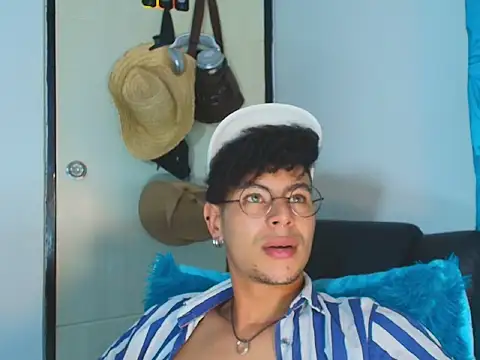 ThiiagoSaeenz online show from 06.11.26