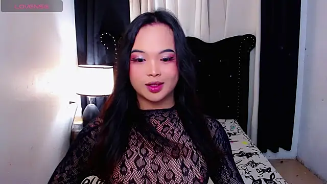 Snapshot of MajesticTransPinayDiva chatting on 02.07.26 MajesticTransPinayDiva online show from 02.07.26