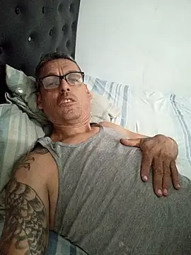 Carlos-0425 online show from 05.12.26