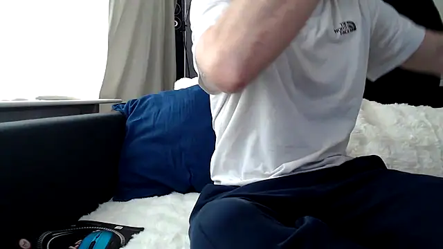 Snapshot of Sexy_Ass_Mike chatting on 03.30.26 Sexy Ass Mike online show from 03.30.26
