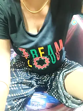 Snapshot of call_me_mouni099 chatting on 02.02.26 call me mouni099 online show from 02.02.26