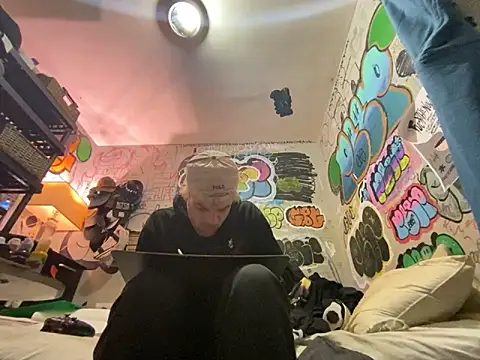 gothboiplzty online show from 04.22.26