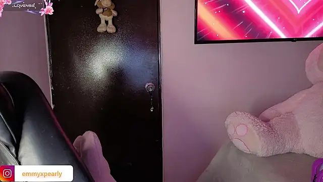 emyxpearly online show from 03.06.26