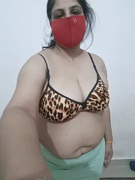 Snapshot of Ruby1hot2 chatting on 06.29.26 Ruby1hot2 online show from 06.29.26