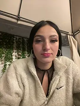 Snapshot of Valery_pink18 chatting on 03.10.26 Valery pink18 online show from 03.10.26