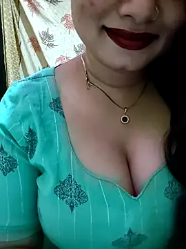 Snapshot of PARI51 chatting on 05.10.26 PARI51 online show from 05.10.26