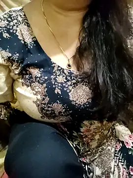 Snapshot of PARI51 chatting on 06.14.26 PARI51 online show from 06.14.26