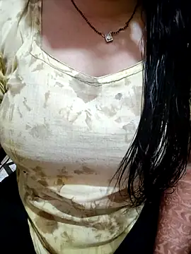 Snapshot of PARI51 chatting on 07.27.26 PARI51 online show from 07.27.26