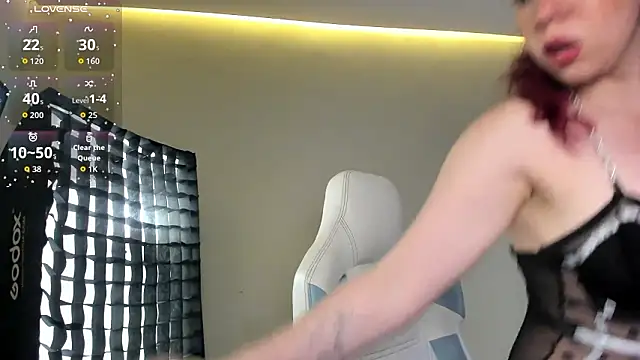 MiaTorres4 online show from 02.17.26