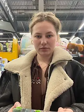 AsynaYuuki online show from 02.23.26