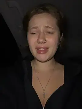 AsynaYuuki online show from 02.25.26