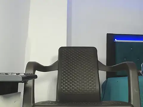 hotboyluxe online show from 04.30.26