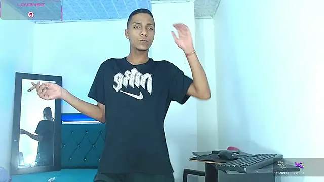 hotboyluxe online show from 06.25.26