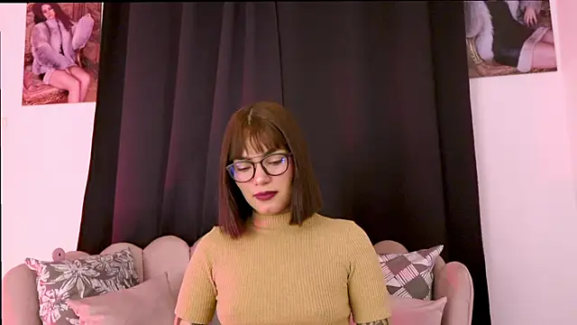 Snapshot of dakotacollins_ chatting on 06.25.26 dakotacollins online show from 06.25.26