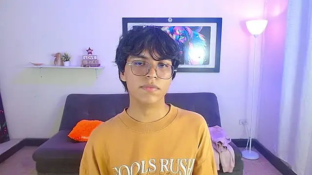 Snapshot of Maecum18 chatting on 02.23.26 Maecum18 online show from 02.23.26