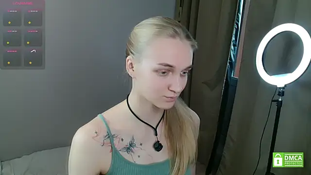 Snapshot of Alex-wer chatting on 05.15.26 Alex-wer online show from 05.15.26