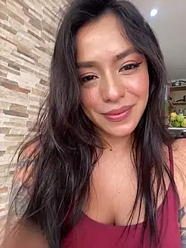 Snapshot of foxxy_lover chatting on 02.06.26 foxxy lover online show from 02.06.26