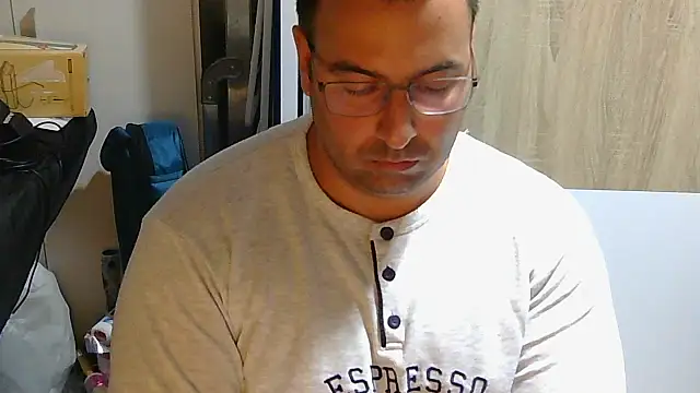 Snapshot of VanillaTime78-Jorge chatting on 03.25.26 VanillaTime78-Jorge online show from 03.25.26