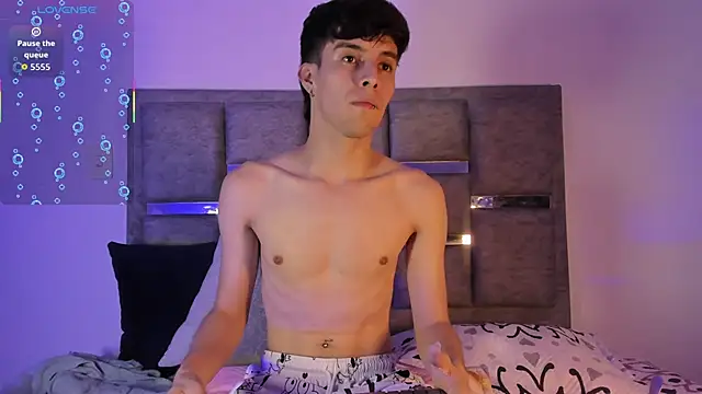 axxxel twink online show from 05.07.26