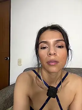 Snapshot of EvaMiranda chatting on 06.23.26 EvaMiranda online show from 06.23.26