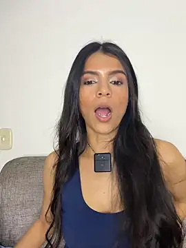 Snapshot of EvaMiranda chatting on 07.27.26 EvaMiranda online show from 07.27.26