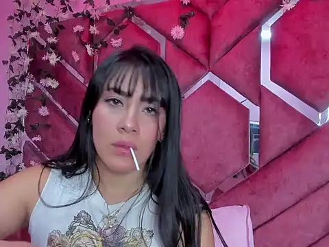 Luna Staar69 online show from 02.15.26