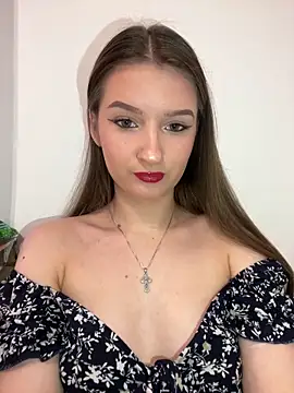 Green eyes lady online show from 05.04.26