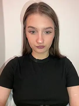 Green eyes lady online show from 05.11.26