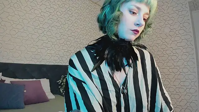 Scarle Whisper online show from 05.11.26